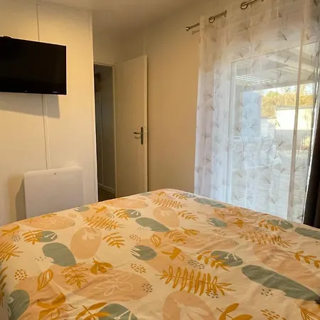 Charming With Heated Pool Year Round Ле-Мат