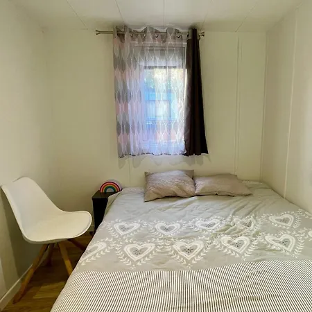Charming With Heated Pool Year Round 4* Ле-Мат