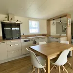 Charming With Heated Pool Year Round 4* Les Mathes