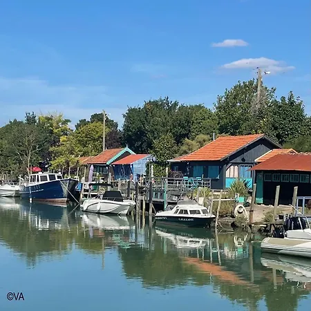 Charming With Heated Pool Year Round 招待所 莱马特