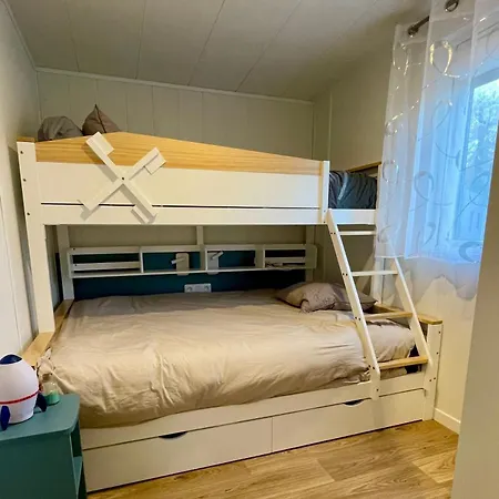 Charming With Heated Pool Year Round 4* 莱马特